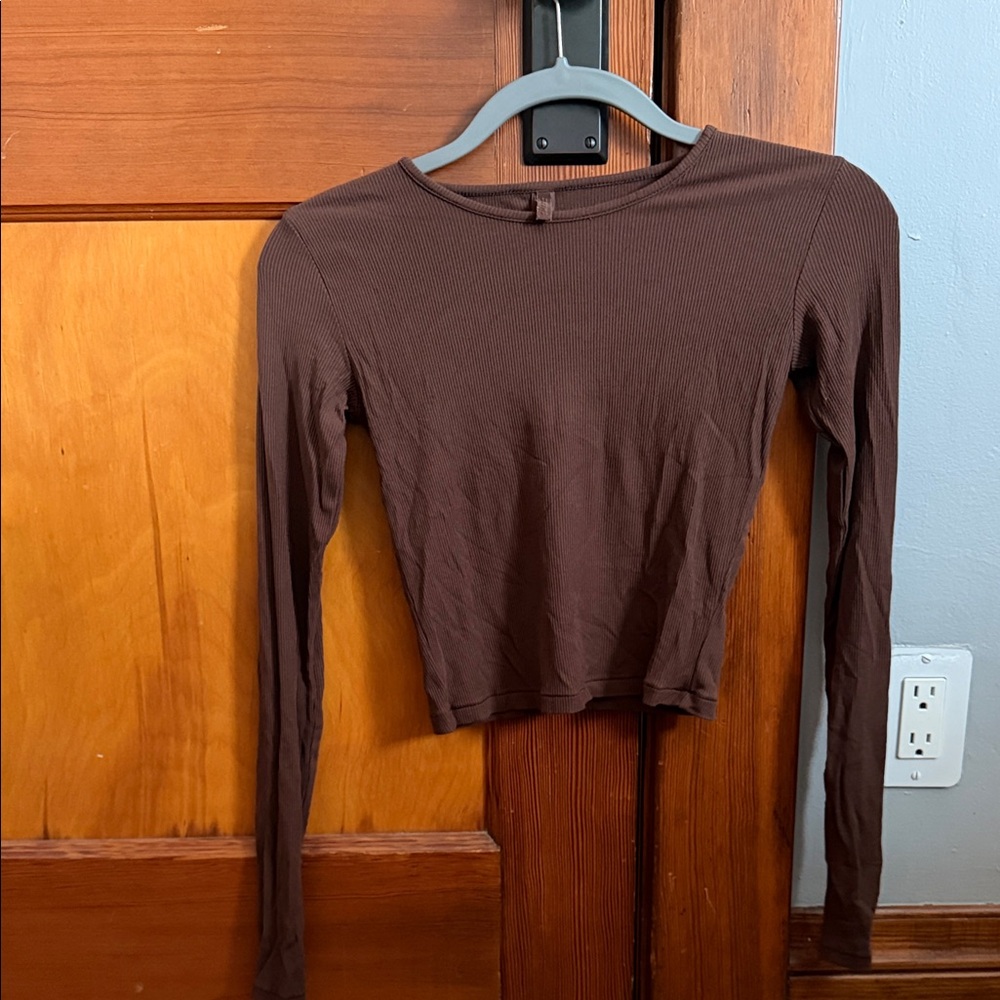 SKIMS Ribbed Brown Long Sleeve